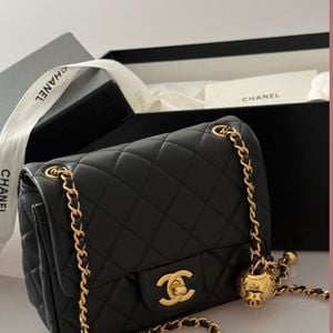 bolsa chanel mini retangular flap bag preta 142200651?action_source=67222&ref=home_home&rsp=1&rspix=1