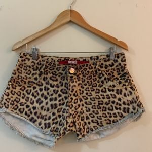 shorts anemess jeans animal print 38 149830817?action_source=67222&ref=home_home&rsp=1&rspix=1