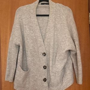 casaco de la batido zara cinza g 150042985?action_source=75473&ref=home_home&rsp=1&rspix=1