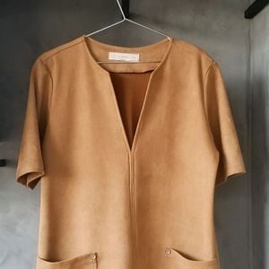 vestido morena rosa suede marrom m 141386733?action_source=74123&ref=home_home&rsp=1&rspix=1