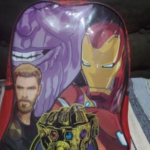 mochila infantil vingadores nova sem uso original 85881590?action_source=66794&ref=home_home&rsp=1&rspix=1