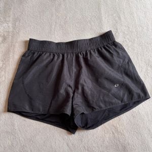 short get over academia preto m 151766767?action_source=75018&ref=home_home&rsp=1&rspix=1