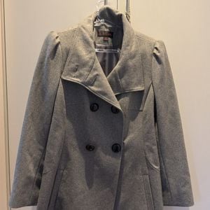 casaco de la feminino cinza inverno 148307167?action_source=75473&ref=home_home&rsp=1&rspix=1