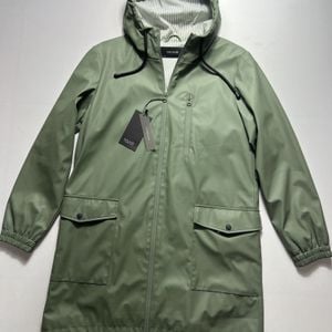 jaqueta parka zara 152779152?action_source=77124&ref=home_home&rsp=1&rspix=1
