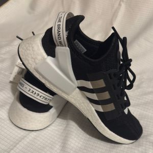Adidas Nmd R1 Feminino Novo | enjoei