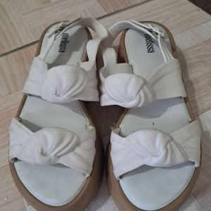 sandalia melissa velvet 35 134615668?action_source=64649&ref=home_home&rsp=1&rspix=1