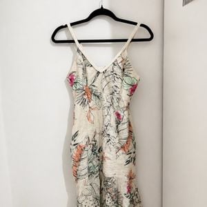 vestido shoulder estampado 36 148124352?action_source=74549&ref=home_home&rsp=1&rspix=1