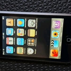 ipod apple 8gb preto 139352374?action_source=72998&ref=home_home&rsp=1&rspix=1