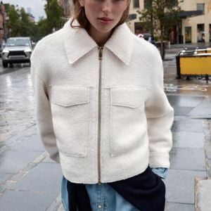 casaco zara boucle off white 147154911?action_source=31319&ref=home_home&rsp=1&rspix=1