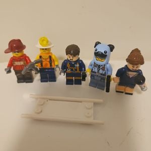 cinco bonecos lego profissoes 136142231?action_source=68279&ref=home_home&rsp=1&rspix=1