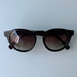 oculos de sol vivara marrom 150832039?action_source=67326&ref=home_home&rsp=1&rspix=1