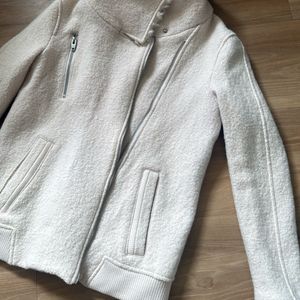 casaco la zara off white 141926985?action_source=70522&ref=home_home&rsp=1&rspix=1