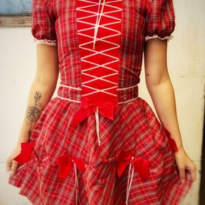 vestido caipira vermelho xadrez festa junina julhina 123343275?action_source=72773&ref=home_home&rsp=1&rspix=1
