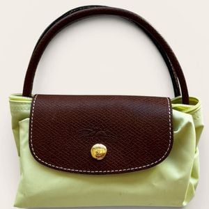 bolsa longchamp le pliage original amarela 145214505?action_source=67222&ref=home_home&rsp=1&rspix=1