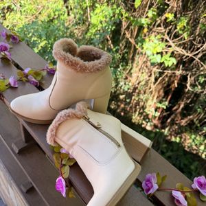 bota mississipi feminina bege 37 143012679?action_source=72470&ref=home_home&rsp=1&rspix=1