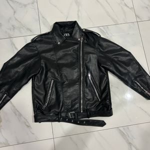 jaqueta zara biker preta gg 146144118?action_source=31319&ref=home_home&rsp=1&rspix=1