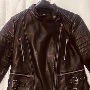 jaqueta amaro biker couro legitimo preta 147287012?action_source=31319&ref=home_home&rsp=1&rspix=1