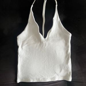 blusa frente unica branca zara g 127613291?action_source=76396&ref=home_home&rsp=1&rspix=1