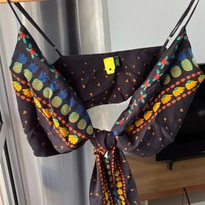 top de amarracao da farm tam p 128728533?action_source=67222&ref=home_home&rsp=1&rspix=1