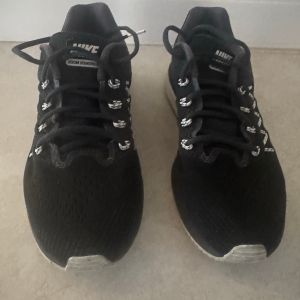 Tenis Nike Zoom Vomero 10 | enjoei