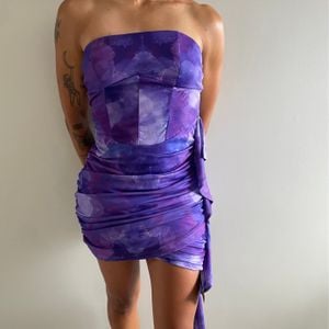 vestido curto estampado 119805383?action_source=32581&ref=home_home&rsp=1&rspix=1