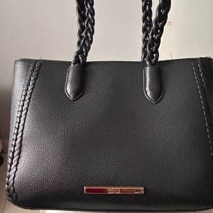 bolsa preta ombro santa lola 136107888?action_source=67884&ref=home_home&rsp=1&rspix=1