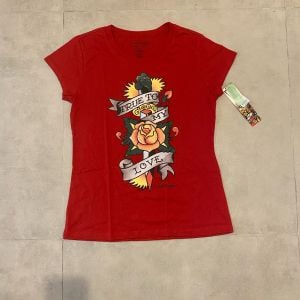 camiseta ed hardy feminina vermelha 142664616?action_source=72701&ref=home_home&rsp=1&rspix=1