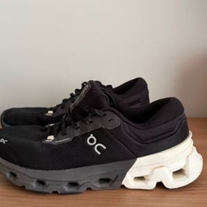 tenis on cloudflyer preto 43 140126862?action_source=31946&ref=home_home&rsp=1&rspix=1