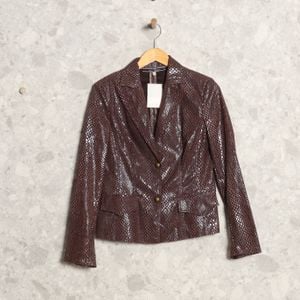 blazer marrom christina dea 129584964?action_source=69004&ref=home_home&rsp=1&rspix=1