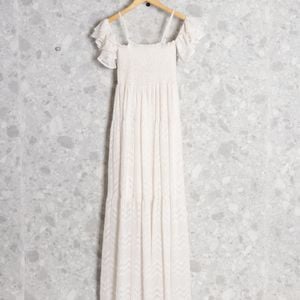 vestido branco carol bassi 130326287?action_source=73427&ref=home_home&rsp=1&rspix=1