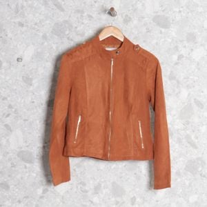 jaqueta marrom endless 131745817?action_source=69532&ref=home_home&rsp=1&rspix=1