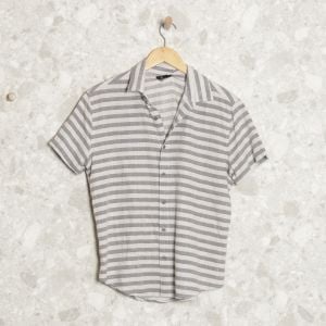 camisa cinza listrada sergio k 137483463?action_source=69532&ref=home_home&rsp=1&rspix=1