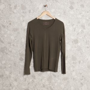 blusa manga longa verde zara 138704848?action_source=72668&ref=home_home&rsp=1&rspix=1