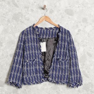 casaqueto tweed azul 144406613?action_source=74816&ref=home_home&rsp=1&rspix=1