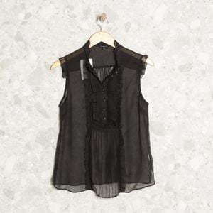 blusa preta le lis blanc 139008747?action_source=70754&ref=home_home&rsp=1&rspix=1