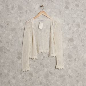 cardigan off white zara 140563885?action_source=71612&ref=home_home&rsp=1&rspix=1