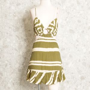 vestido verde listrado lanca perfume 139557494?action_source=70096&ref=home_home&rsp=1&rspix=1