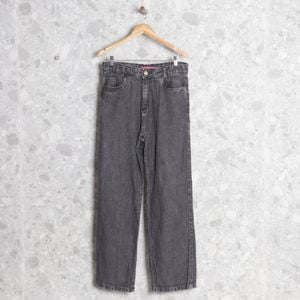 calca preta premium jeans 133211429?action_source=72668&ref=home_home&rsp=1&rspix=1