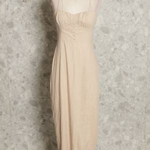 vestido bege longo zara 141806645?action_source=72668&ref=home_home&rsp=1&rspix=1