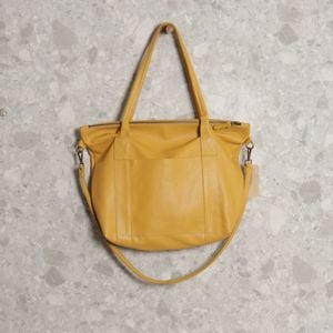 bolsa tiracolo amarela 138890910?action_source=70986&ref=home_home&rsp=1&rspix=1