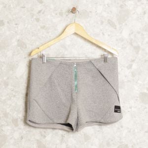 short cinza adidas 149793912?action_source=76891&ref=home_home&rsp=1&rspix=1