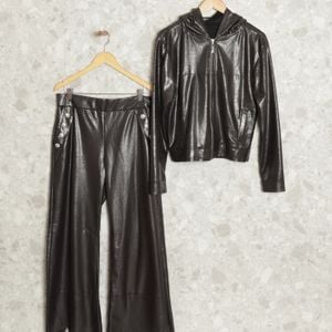 conjunto preto fernanda farah 129342313?action_source=72668&ref=home_home&rsp=1&rspix=1