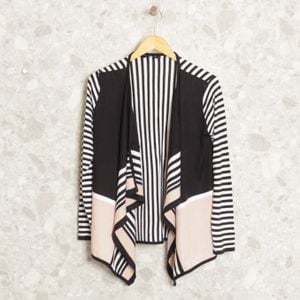 cardigan preto listrado cortelle 142266312?action_source=72472&ref=home_home&rsp=1&rspix=1