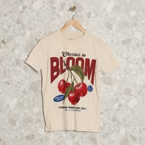 t shirt bege tropical bluesteel 133919099?action_source=69004&ref=home_home&rsp=1&rspix=1