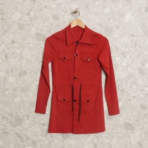 casaco vermelho 114242895?action_source=71612&ref=home_home&rsp=1&rspix=1