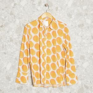 camisa branca e amarela a brand 130000812?action_source=69532&ref=home_home&rsp=1&rspix=1