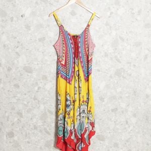 vestido colorido neha 145000557?action_source=75241&ref=home_home&rsp=1&rspix=1