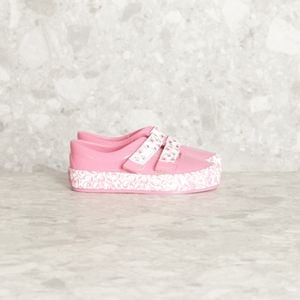 tenis rosa melissa 138644570?action_source=70193&ref=home_home&rsp=1&rspix=1