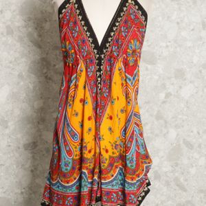 vestido floral amarelo neha 138757672?action_source=75241&ref=home_home&rsp=1&rspix=1