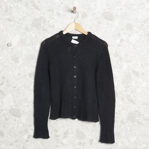 cardigan preto andrea bilinski 146187229?action_source=75015&ref=home_home&rsp=1&rspix=1
